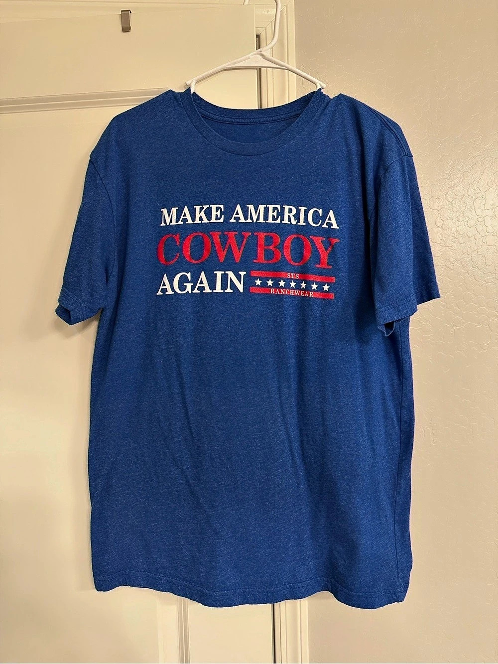 STS Ranchwear Make America Cowboy Again T-Shirt Blue & Red Large Like New